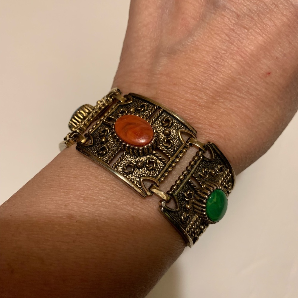 Sarah Coventry Wide Link Bracelet w/Cabochons